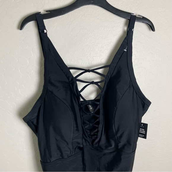 ❌SOLD Torrid Black Wireless Strappy Front One Piece Swimsuit 3X NWT 12074135 - Picture 5 of 12